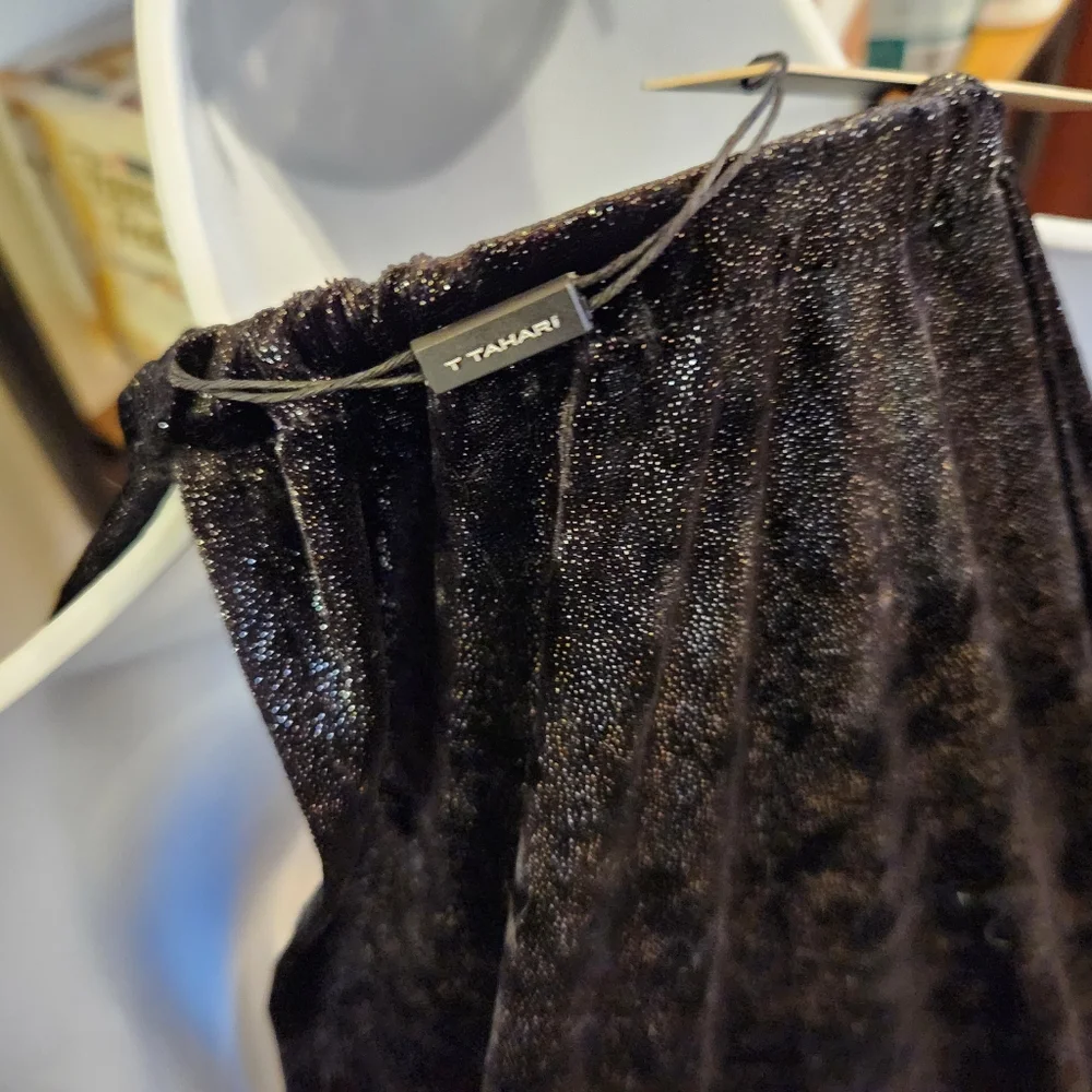 Dress - Picture 2 of 5